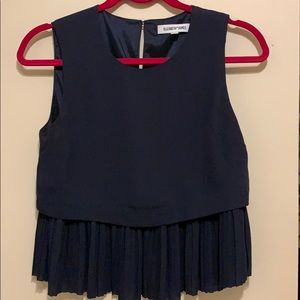 elizabeth and james top